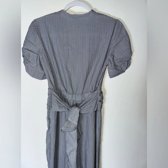 EUC Anthropologie Current Air That's A Wrap pinstrip jumpsuit SMALL‎ puff sleeve - Picture 5 of 11